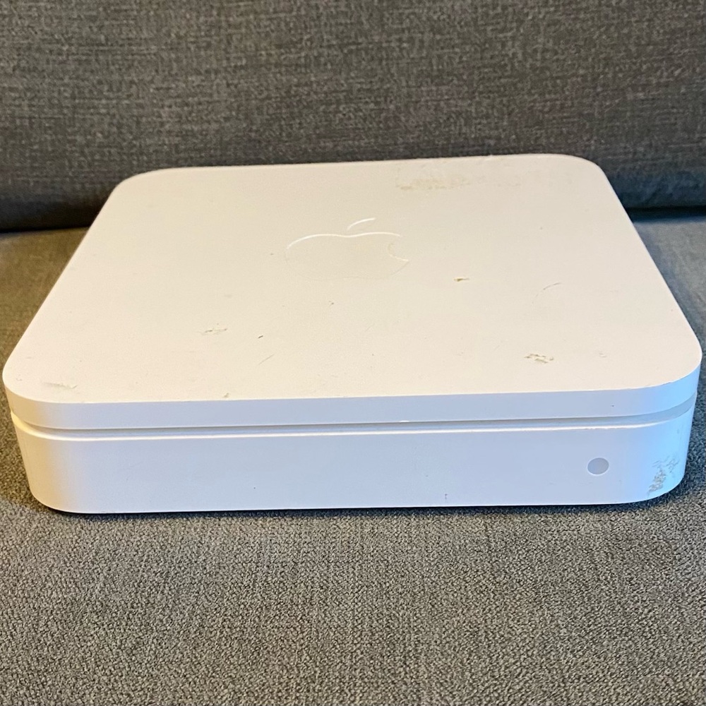 Apple A1301 AirPort Extreme Base Station Wireless N Router (UNTESTED)